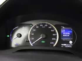Lexus CT (2019) thumbnail 14