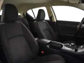 Lexus CT (2019) thumbnail 3