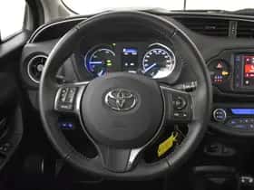 Toyota Yaris (2020) thumbnail 11