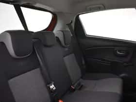 Toyota Yaris (2020) thumbnail 25