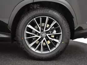 Lexus NX (2024) thumbnail 9