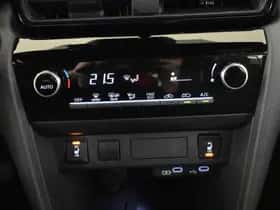 Toyota Yaris Cross (2024) thumbnail 12