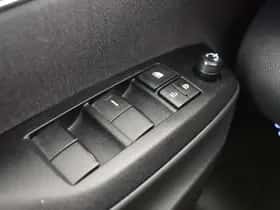 Toyota Yaris Cross (2024) thumbnail 27