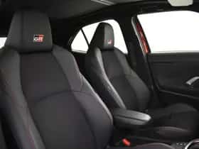 Toyota Yaris Cross (2023) thumbnail 3