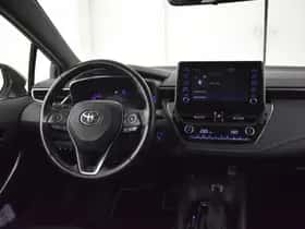 Toyota Corolla (2021) thumbnail 4