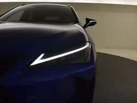 Lexus UX (2024) thumbnail 34