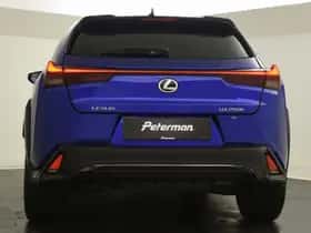 Lexus UX (2024) thumbnail 8
