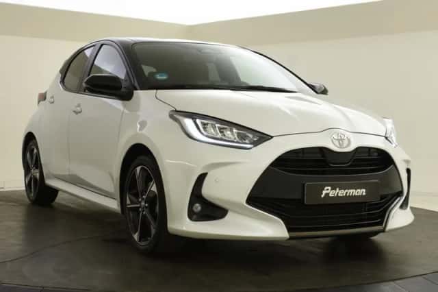 Toyota Yaris (2024) thumbnail 2