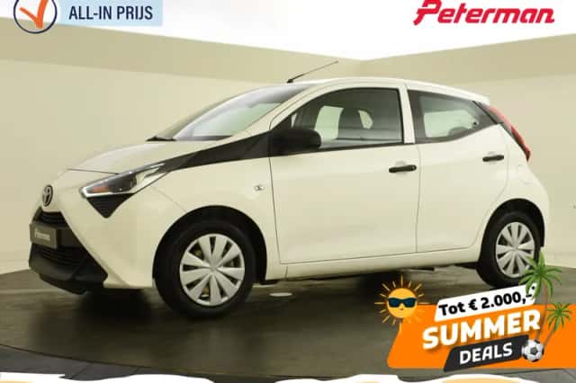 Toyota Aygo (2022) thumbnail 1