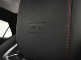 Toyota C-HR (2024) thumbnail 39