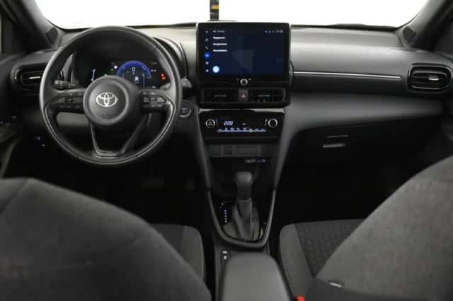 Toyota Yaris Cross (2024) thumbnail 4