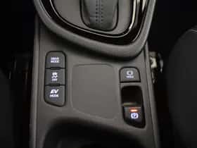 Toyota Yaris (2023) thumbnail 18
