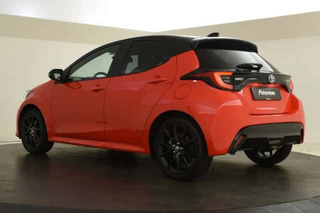 Toyota Yaris (2023) thumbnail 5