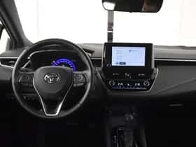 Toyota Corolla (2022) thumbnail 4