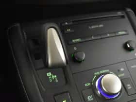 Lexus CT (2017) thumbnail 23