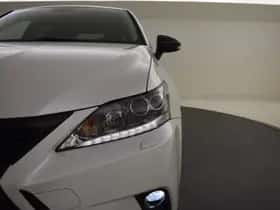 Lexus CT (2017) thumbnail 30