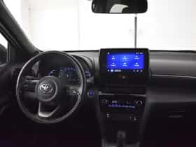 Toyota Yaris Cross (2022) thumbnail 4