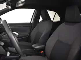 Toyota Yaris Cross (2022) thumbnail 9