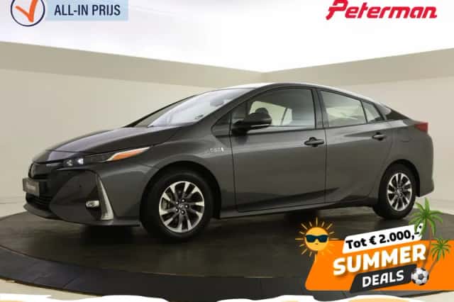 Toyota Prius (2021) thumbnail 1