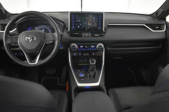 Toyota RAV4 (2021) thumbnail 4