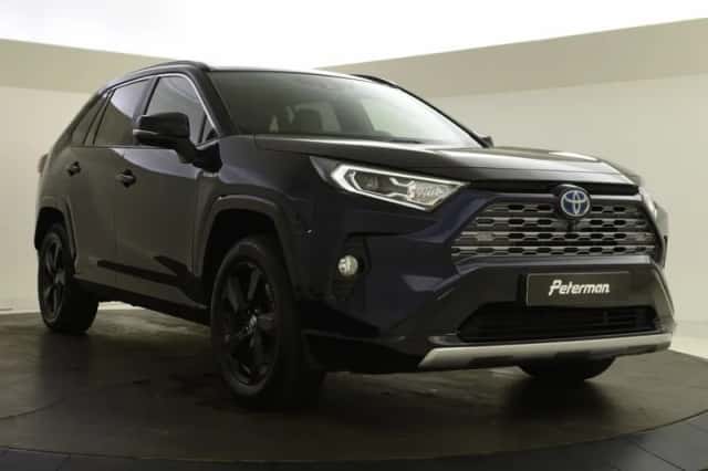 Toyota RAV4 (2021) thumbnail 5