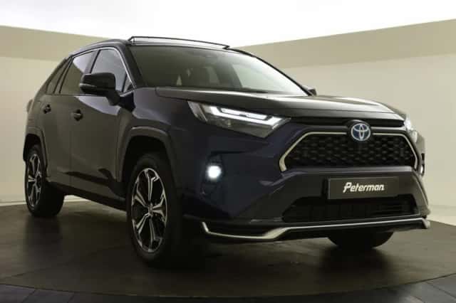 Toyota RAV4 (2025) thumbnail 6