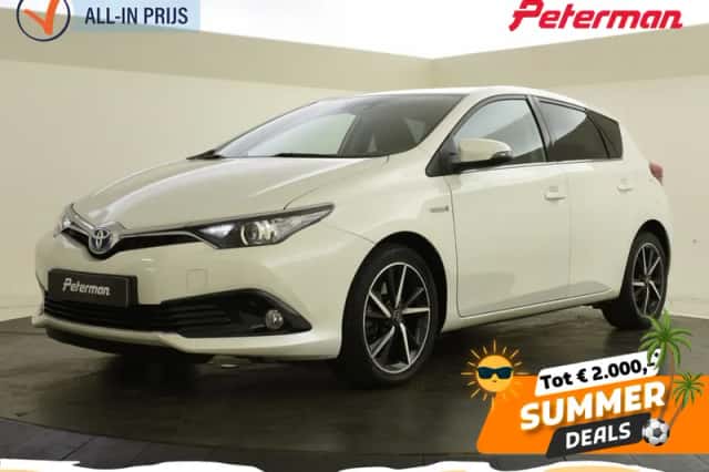 Toyota Auris (2017) thumbnail 1