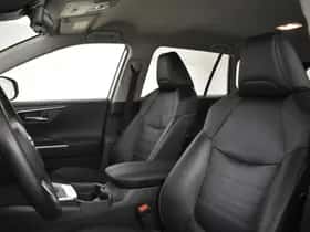 Toyota RAV4 (2019) thumbnail 11