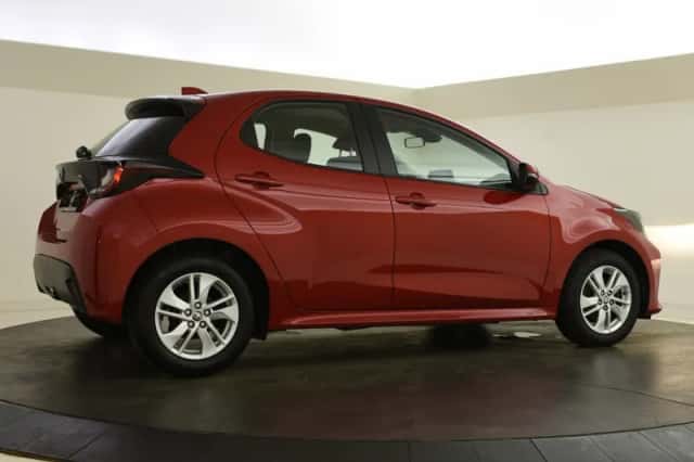 Toyota Yaris (2023) thumbnail 6