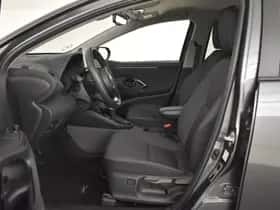 Toyota Yaris (2024) thumbnail 15