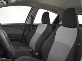 Toyota Yaris (2020) thumbnail 11