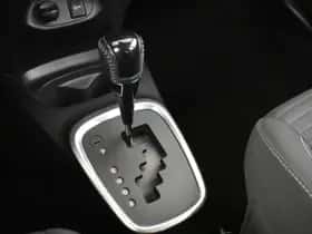 Toyota Yaris (2020) thumbnail 22