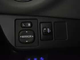 Toyota Yaris (2020) thumbnail 24
