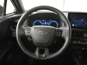 Toyota C-HR (2024) thumbnail 11