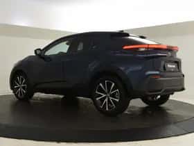 Toyota C-HR (2024) thumbnail 6