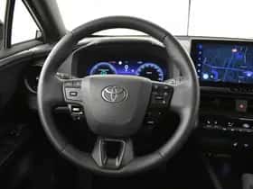 Toyota C-HR (2024) thumbnail 14