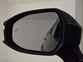 Toyota C-HR (2024) thumbnail 29