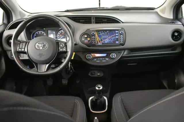 Toyota Yaris (2018) thumbnail 4