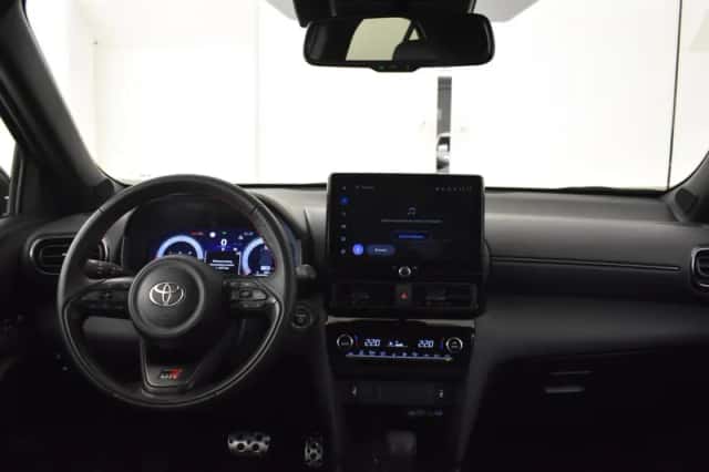 Toyota Yaris Cross (2024) thumbnail 4