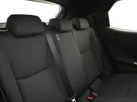 Lexus LBX (2025) thumbnail 13