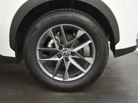Lexus LBX (2025) thumbnail 29
