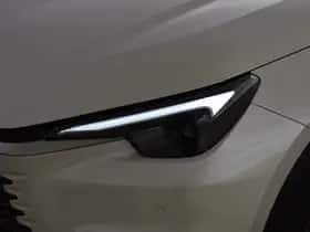 Lexus LBX (2025) thumbnail 8