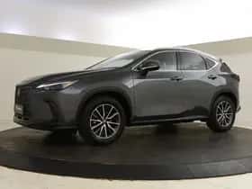 Lexus NX (2025) thumbnail 2