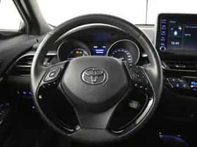 Toyota C-HR (2022) thumbnail 13