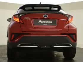 Toyota C-HR (2022) thumbnail 9