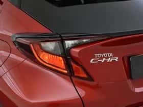 Toyota C-HR (2022) thumbnail 10