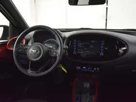 Toyota Aygo (2023) thumbnail 3
