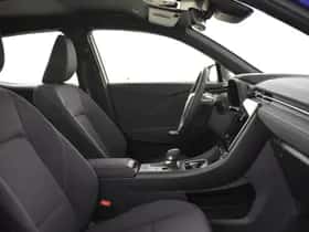 Lexus LBX (2025) thumbnail 3