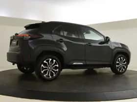 Toyota Yaris Cross (2024) thumbnail 2