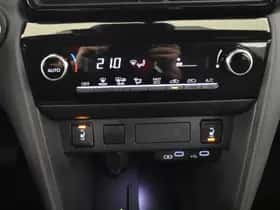 Toyota Yaris Cross (2024) thumbnail 18